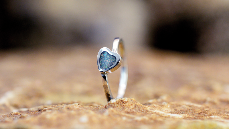 Beapoke ashes ring Small Heart