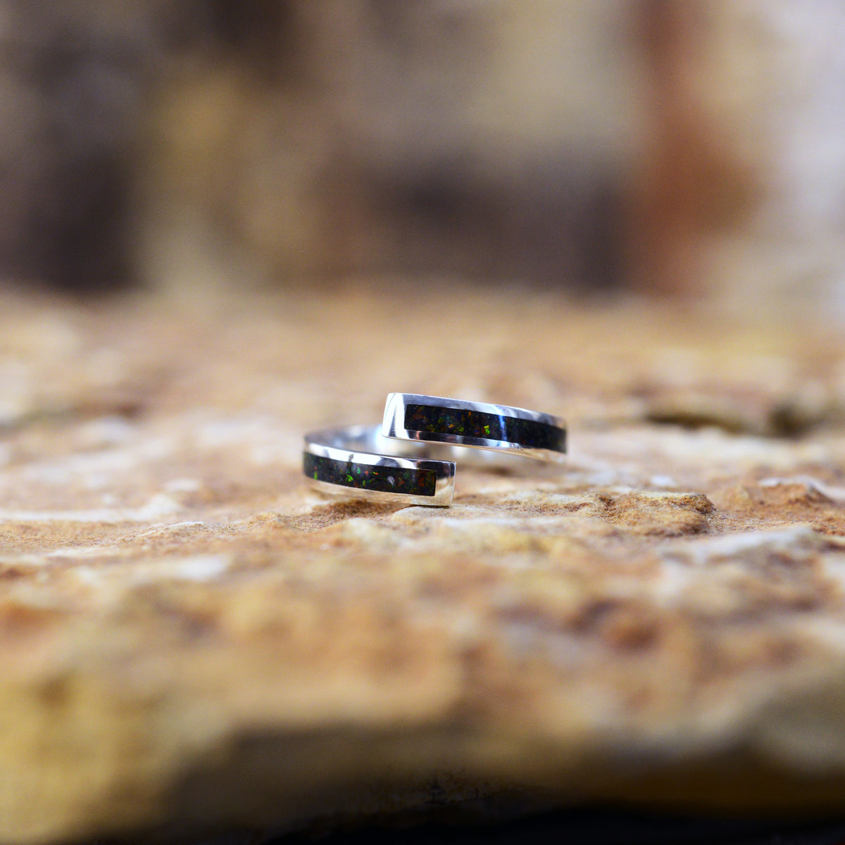 handmade ashes ring UK cremation jewellery